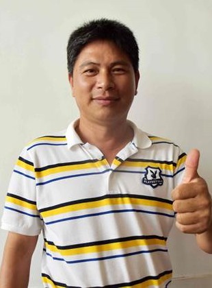 侯嘉靖(51歲,上盛育苗場負責人)