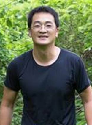 董森堡(39歲,文史工作者)
