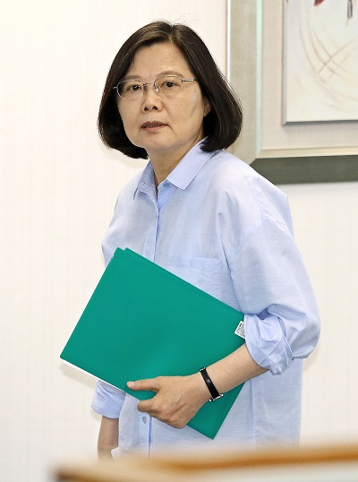 蔡英文總統27日以主席身分出席民進黨中常會。(本報系資料照片)