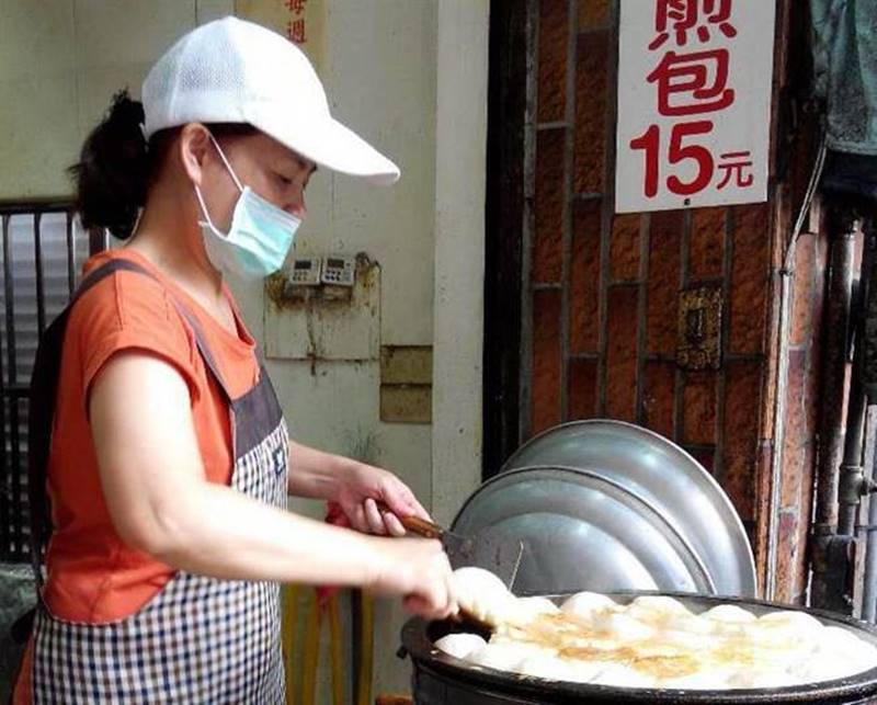 桃園 隱身市場人氣水煎包想吃要抽號碼牌 翻爆 翻報