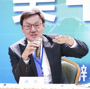 前國安會祕書長、台北論壇基金會董事長蘇起8日在台北論壇舉辦的研討會上發言。(記者呂佳蓉攝)