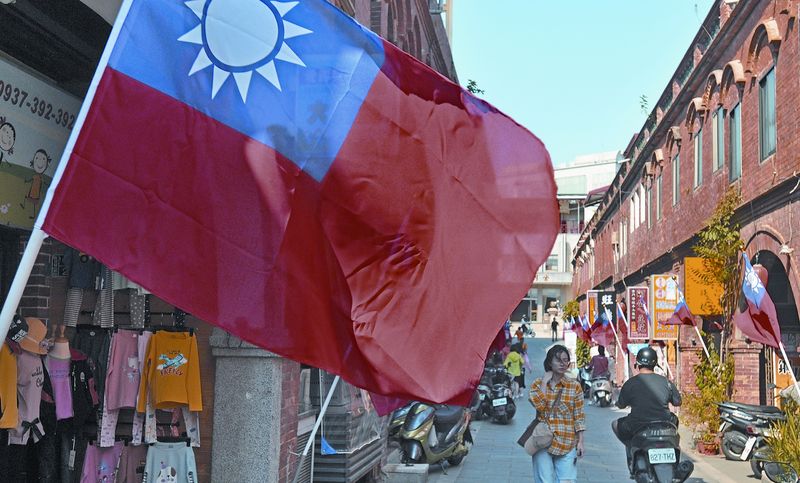 大陸涉台學者周志懷曾建議,或可先行探索兩制金馬方案。圖為金門模範街。(本報系資料照片)