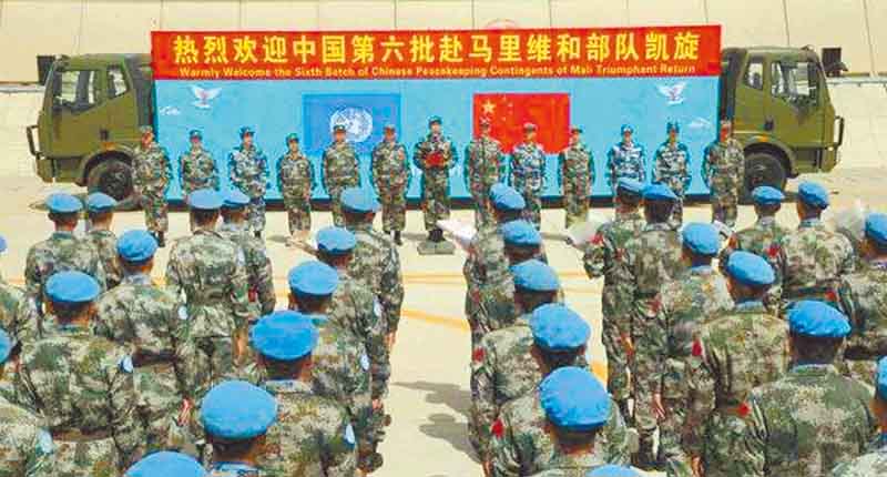 大陸陸軍第80集團軍、瀋陽聯勤保障中心第969醫院在機場舉行了隆重的歡迎儀式,迎接馬里凱旋的維和勇士。