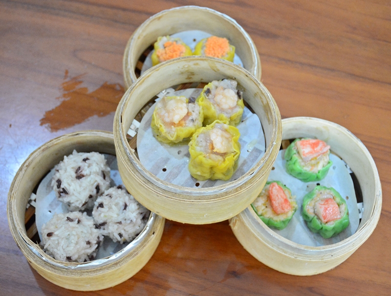 每顆餡料紮實飽滿的燒賣,看得出廚師對料理的堅持。(林和生攝)