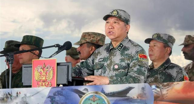聯合導演部中方總導演、解放軍西部戰區副司令員劉小午在開幕式上致辭。(取自微博人民陸軍)