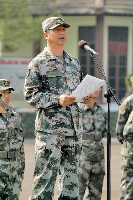 逾百將領參與陸閱兵 多人曾實戰 翻爆 翻報