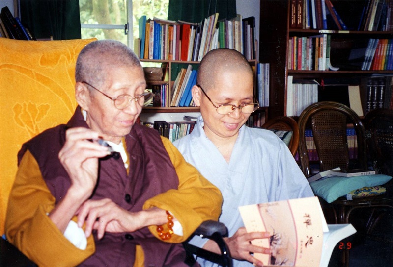 曉雲導師及悟觀法師師徒二人