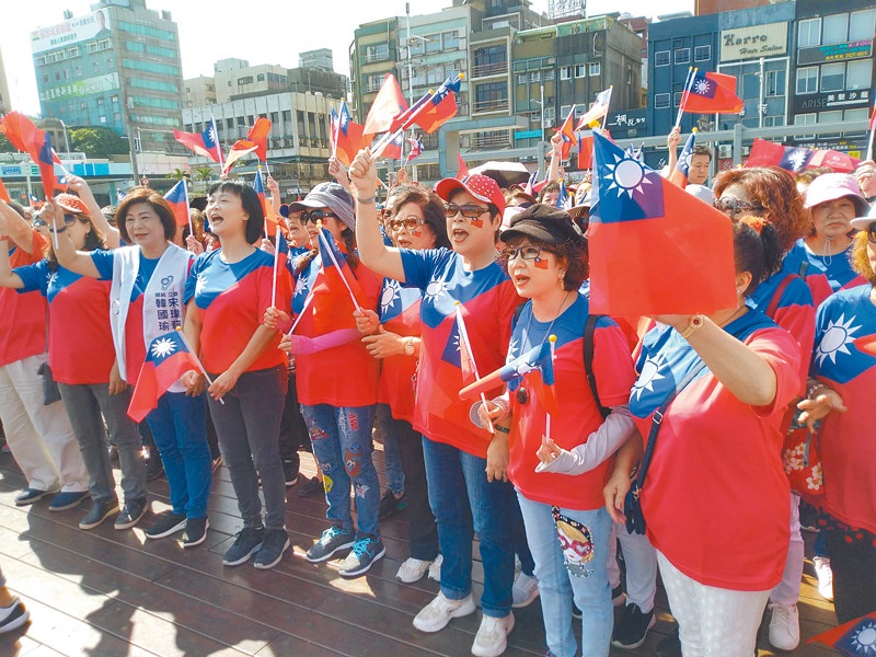 ▲總統大選倒數,選戰越趨白熱化,圖為國民黨支持者。(本報系資料照片)