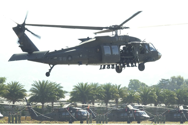 UH-60M可因應不同任務配賦不同裝備，目前全球有廿餘國正在使用。（黃子明攝）