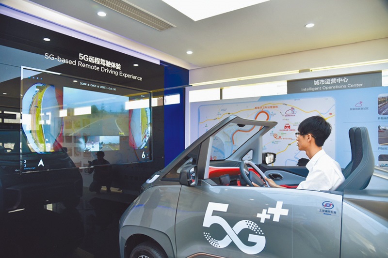 廣西柳州市一家汽車生產企業展示5G駕駛設備。(中新社資料照片)