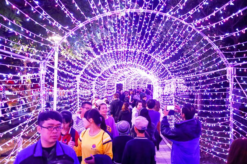台中市舉辦2020台灣燈會,讓中台灣各縣市能共享燈會帶來的觀光人潮,一起為民眾拼經濟。(陳世宗攝)