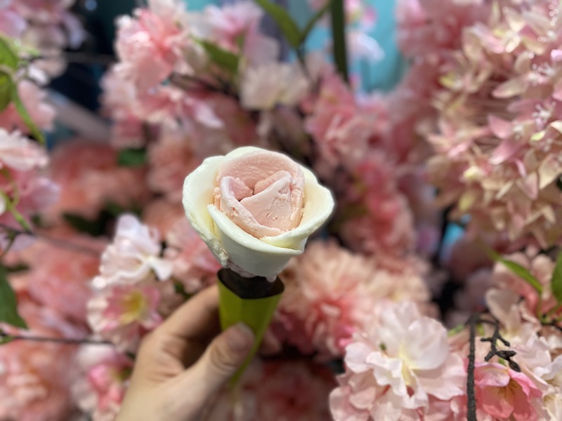 「限量花朵冰淇淋」