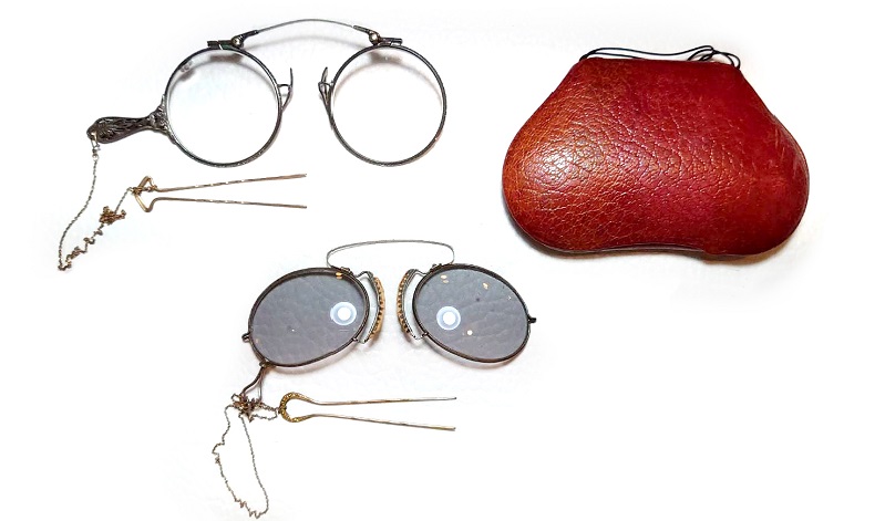 必久戴眼鏡古董珍藏展示_夾鼻眼鏡 PINCE NEZ