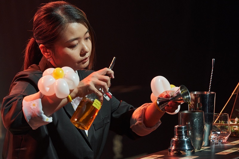 第七屆唐寧茶調飲大賽「TWININGS GRAND PRIX」銀賞-台中MATCHES的陳怡婷表演賽照片