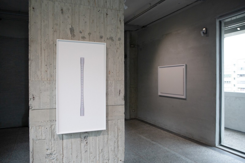 《賴志盛:繞梁》30公分,2017,3x45 1x0 1cm,聚氯乙烯 Courtesy of the artist