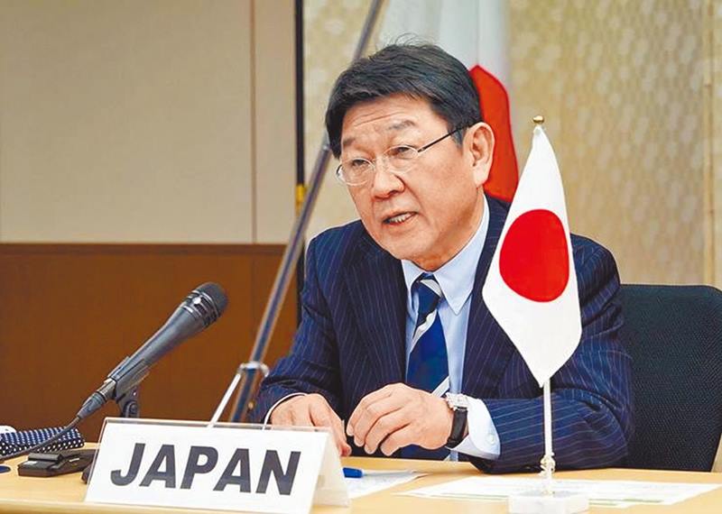 日本自民黨新總裁岸田文雄,昨決定黨內主要人事,至於政府人事上,外相茂木敏充則可望留任。(摘自茂木敏充推特)