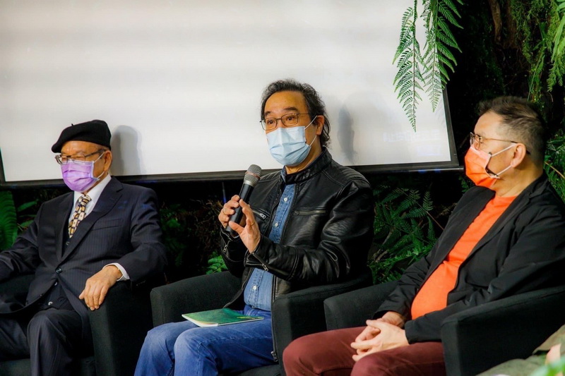 左起高總院長高崇雲趙樹海名音樂製作林明陽