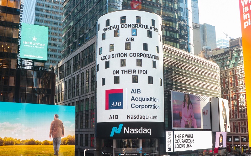 AIB SPAC於2022年1月正式於納斯達克(Nasdaq)全球市場掛牌上市,股票代碼為「AIBBU」。美國國際銀行(AIB)/提供
