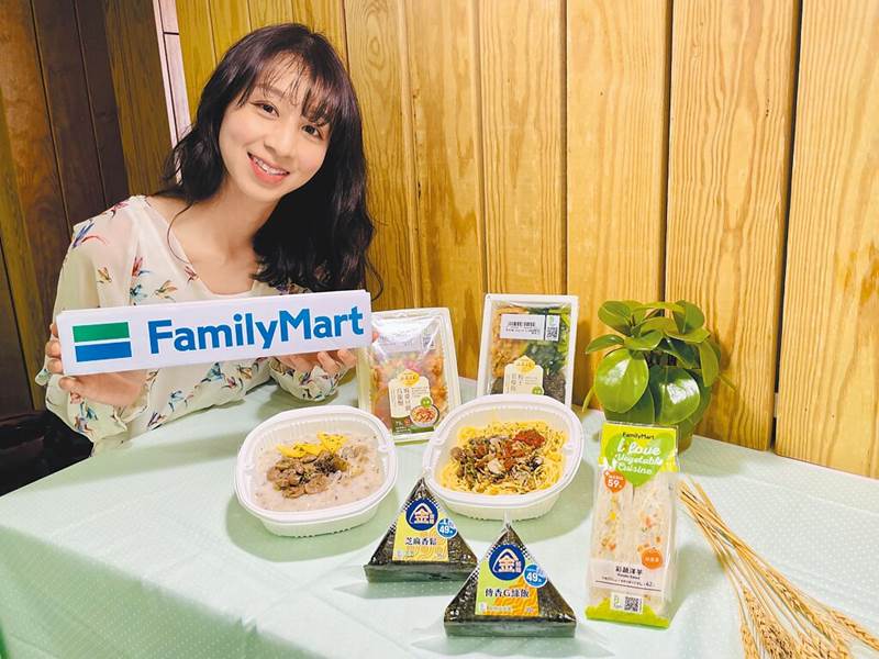 全家攜上善豆家、蔬慕兩大中西式蔬食品牌,即起陸續推多款蔬食新品。(全家提供)