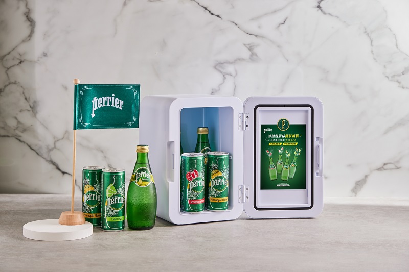 上網參加沛綠雅風格調飲挑戰 ,ipad Air、沛綠雅Mini冰箱獎不完!(圖/業者提供)